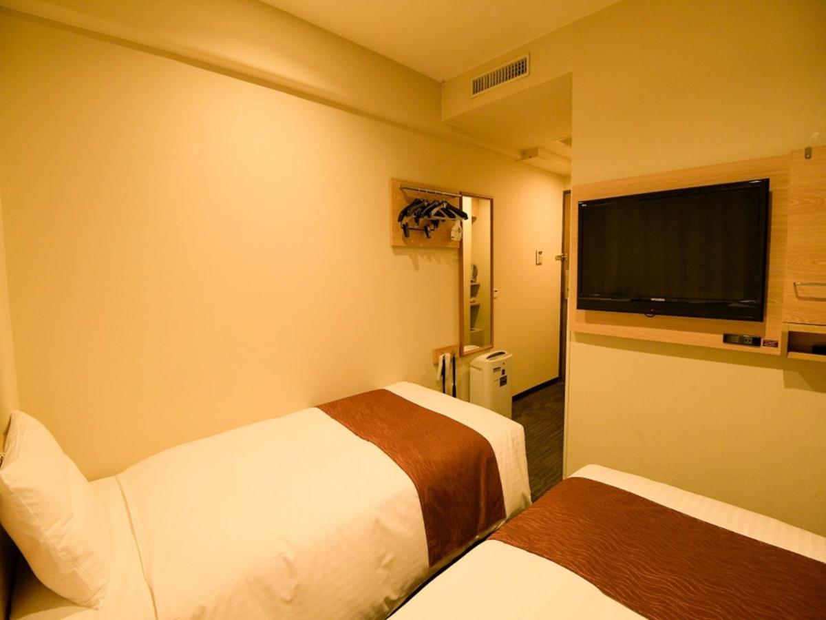 Via Inn Shin Osaka West Eksteriør bilde
