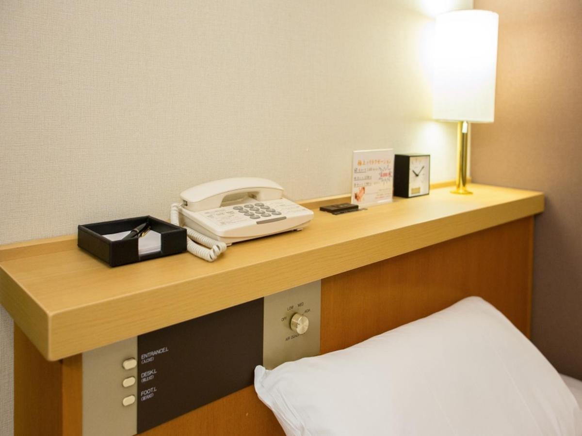 Via Inn Shin Osaka West Eksteriør bilde